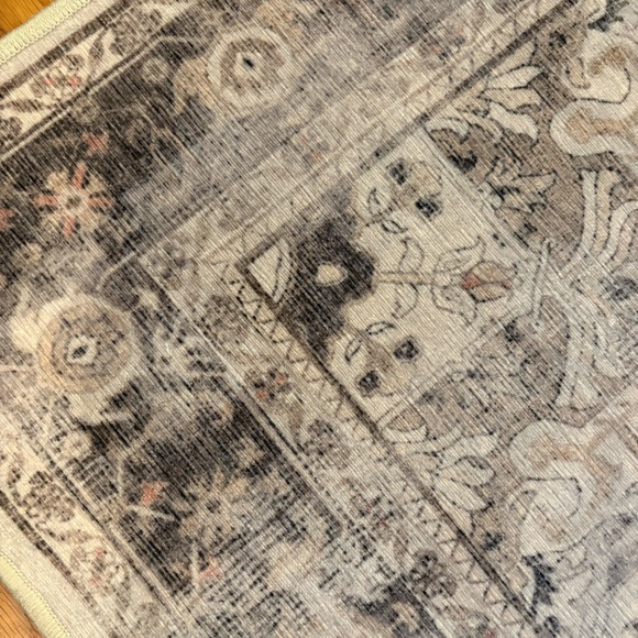 Rug Cover Only: Ruggable 5x7 Kamran Hazel Machine Washable Rug - Picture 2 of 5